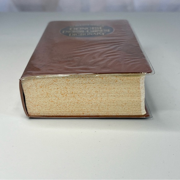 Vintage Continental’s Concise English-Chinese Dictionary - Picture 8 of 16